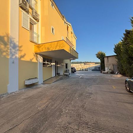 Hotel Restorant Halal Il Tramonto. Vore Exterior photo